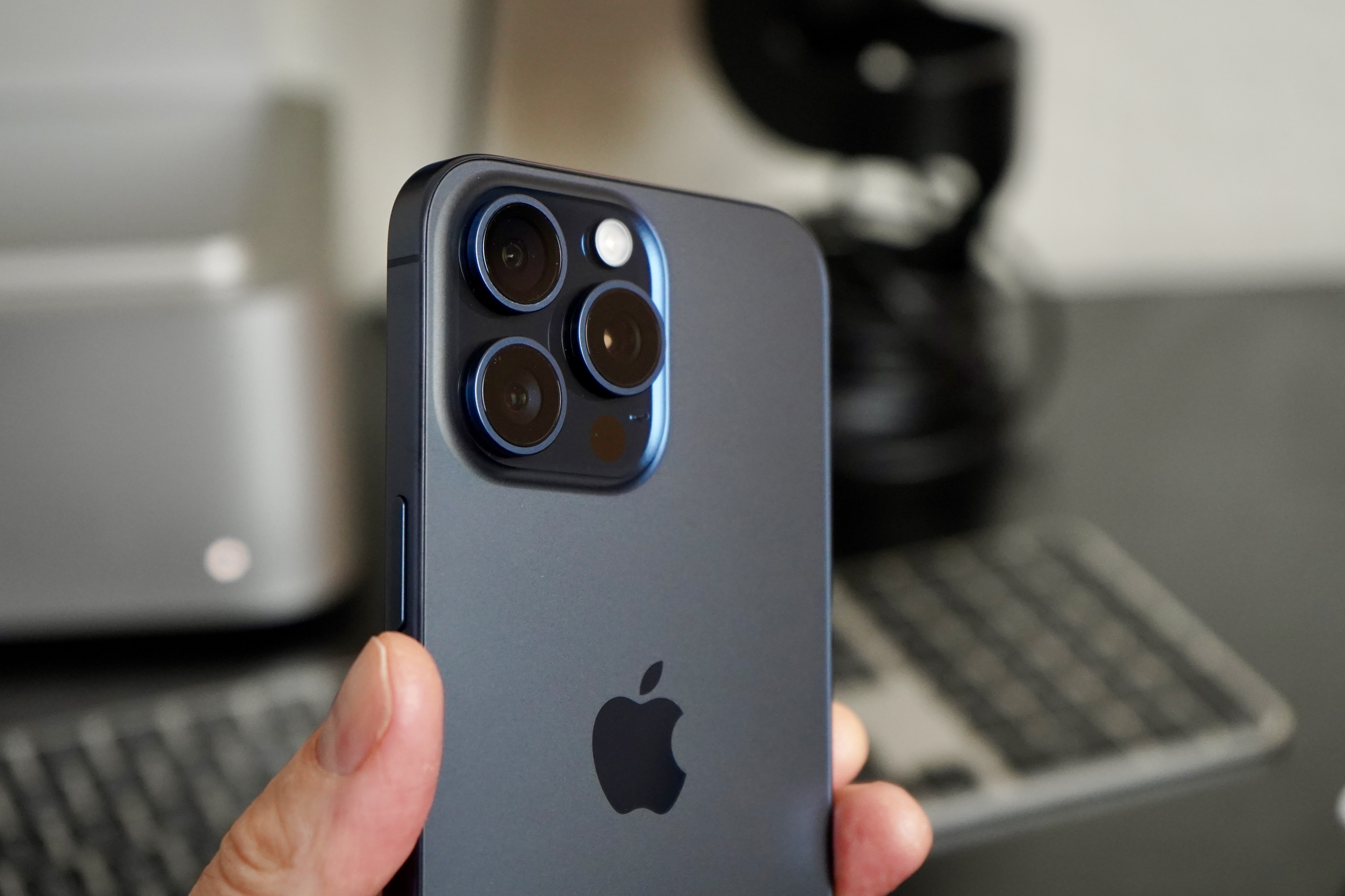Apple iPhone 15 Pro Max